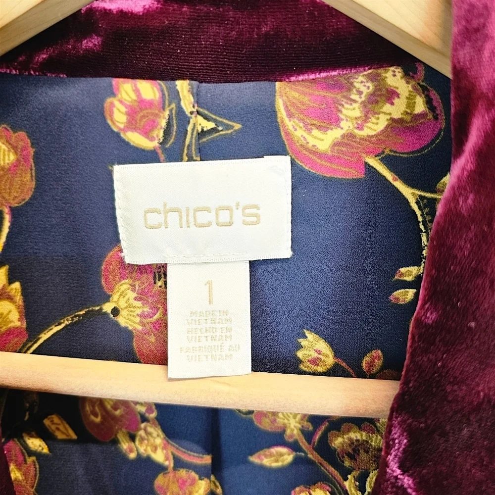 Chico’s Velvet Blazer Size M Wine Plum Burgundy Floral Lining Holiday Party